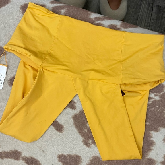 L*Space bathing suit top - Picture 3 of 3